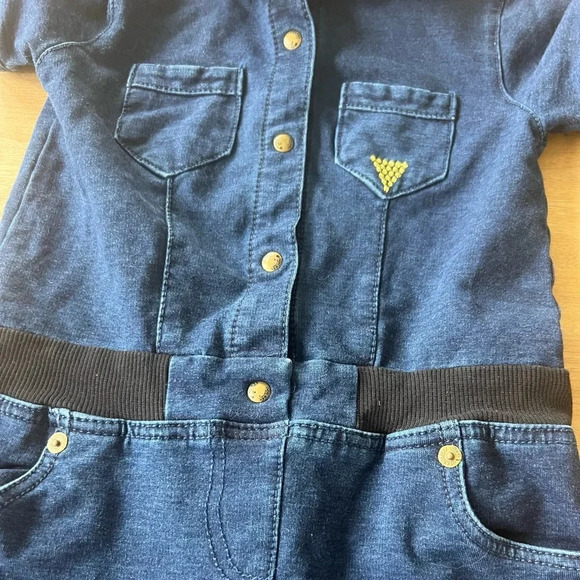 Girls Guess Dress - Picture 2 of 3